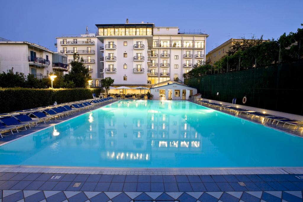 Grand Hotel Flora Península Sorrentina Exterior foto