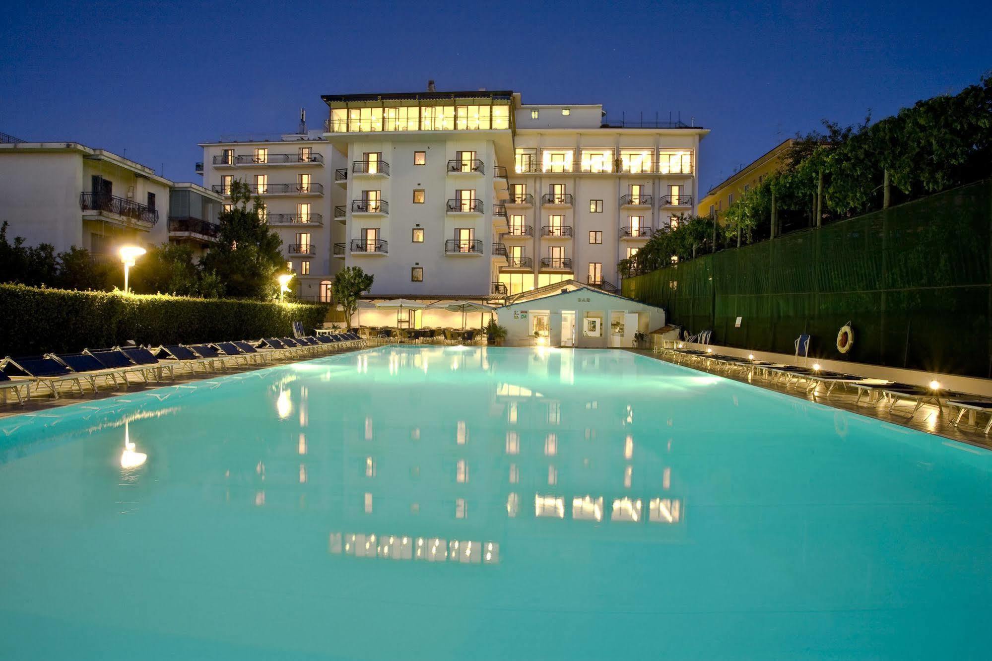 Grand Hotel Flora Península Sorrentina Exterior foto